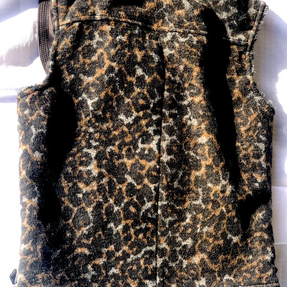Miss Me vest. Small . Leopard print. - Picture 4 of 6